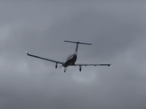 Un atterrissage terrifiant pour un avion de ligne (Vidéo)